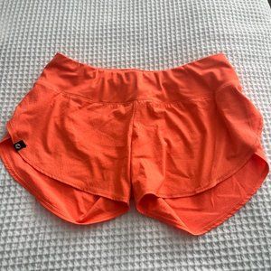 Oiselle Banana Split shorts -- Crackle